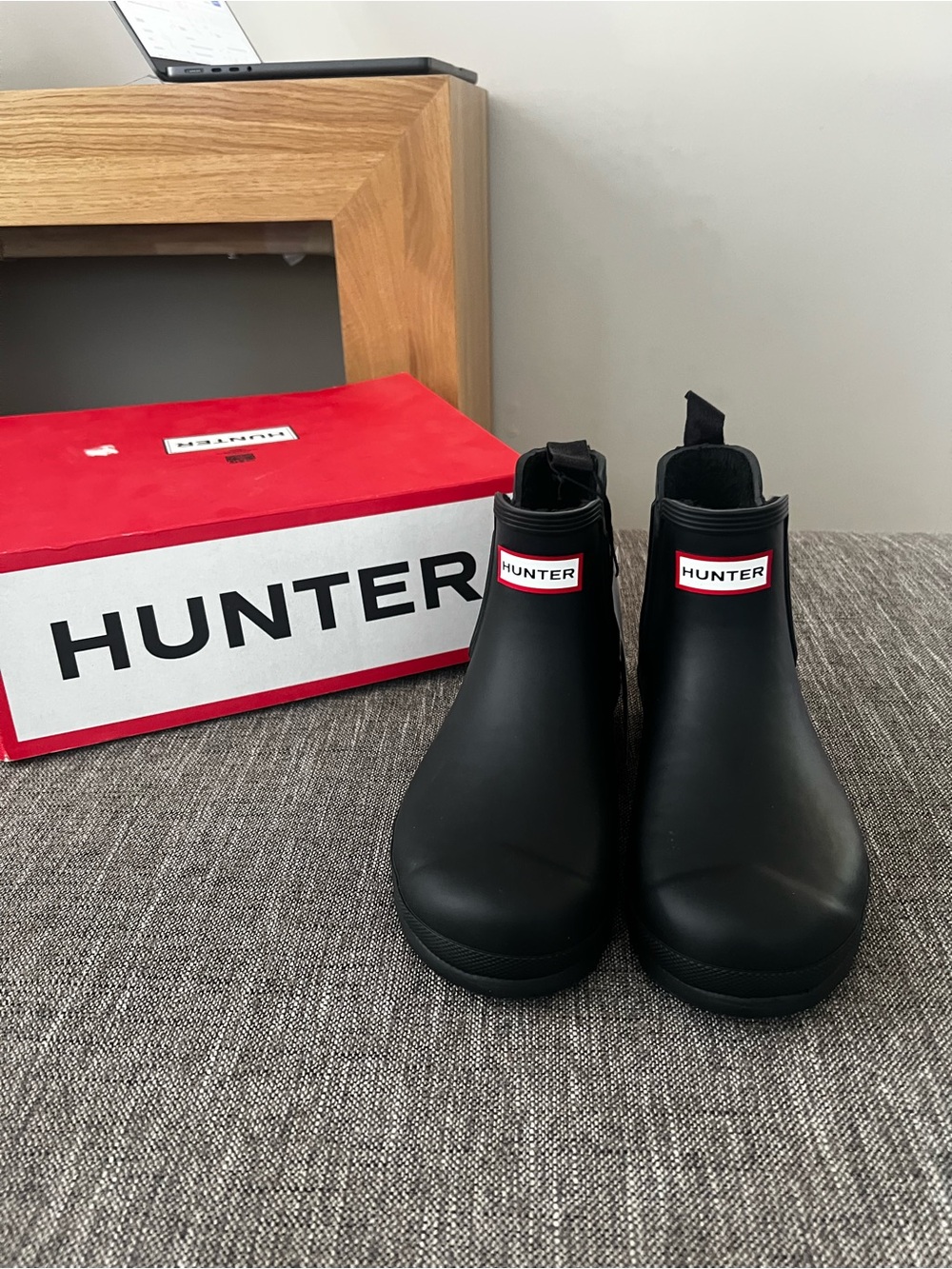 Hunter Original Chelsea Black Rain Boots Women’s Size 7 NWT